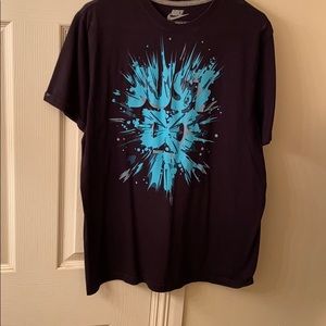 Nike t-shirt